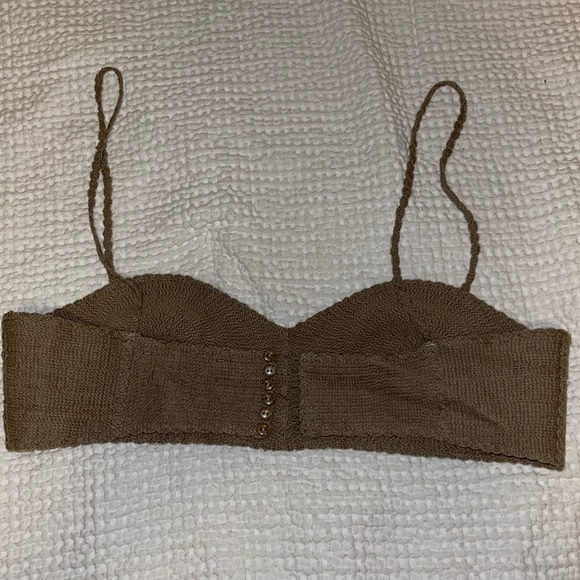 Woven Zara Top - Picture 8 of 9